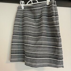 The Limited Black and White Knee-Length A-Line Skirt NWOT